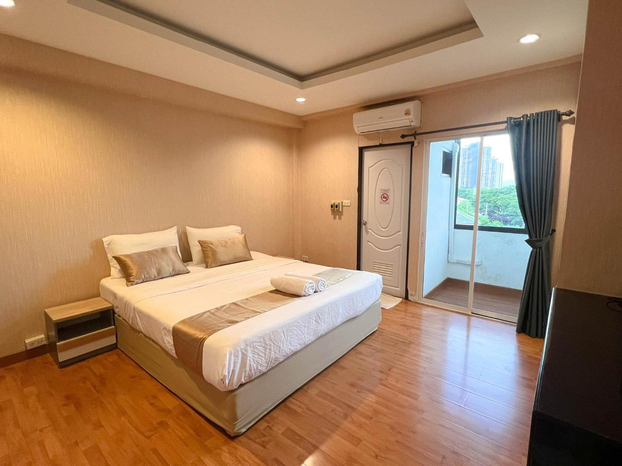 Inspire House Hotel Chiang Mai Exterior foto